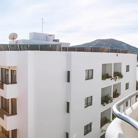 Bon Lloc Santa Eularia des Riu
